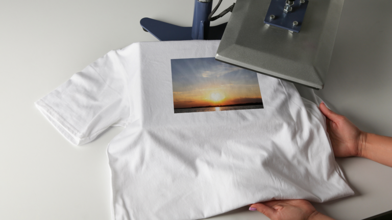 How Custom Apparel Helps Build Team Spirit in the Workplace1